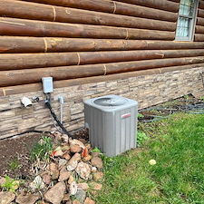 Everlast-Advanced-Composite-Board-Batten-Siding-and-Versetta-Accent-Stone-in-Junction-City-WI 18