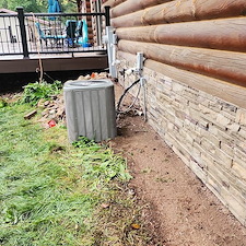 Everlast-Advanced-Composite-Board-Batten-Siding-and-Versetta-Accent-Stone-in-Junction-City-WI 19
