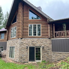 Everlast-Advanced-Composite-Board-Batten-Siding-and-Versetta-Accent-Stone-in-Junction-City-WI 3