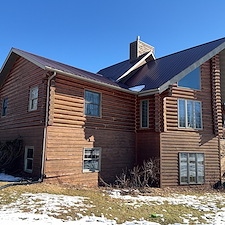 Everlast-Advanced-Composite-Board-Batten-Siding-and-Versetta-Accent-Stone-in-Junction-City-WI 4