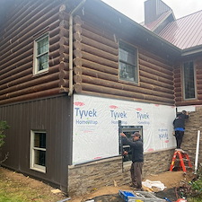 Everlast-Advanced-Composite-Board-Batten-Siding-and-Versetta-Accent-Stone-in-Junction-City-WI 6