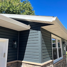 Mastic-Carved-Wood-Vinyl-Siding-Versetta-Ledgestone-Aluminum-Fascia-Soffit-Seamless-Gutters-Aluminum-Trim-Wrap-Titan-Clad-Garage-Door-in-Plover-WI 14