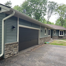 Mastic-Siding-Versetta-Stone-Thermo-Tech-Windows-More-Installed-in-Plover-WI 2